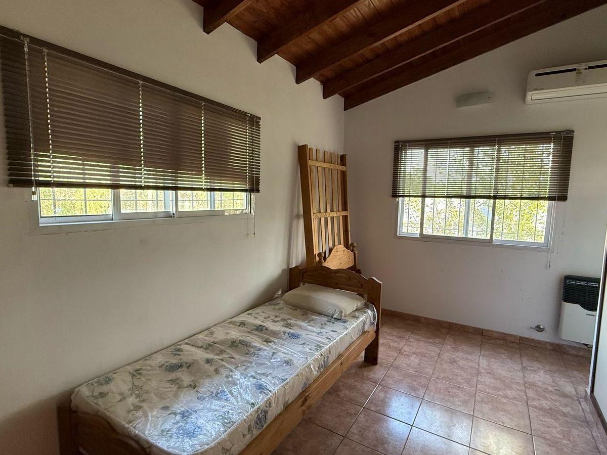 Hermosa Casa Amplia en Costa del Este 2