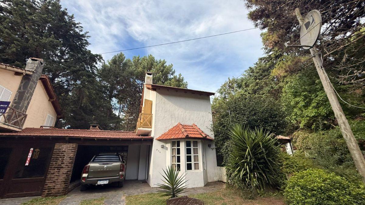 Dúplex en Costa Del Este con un amplio jardín