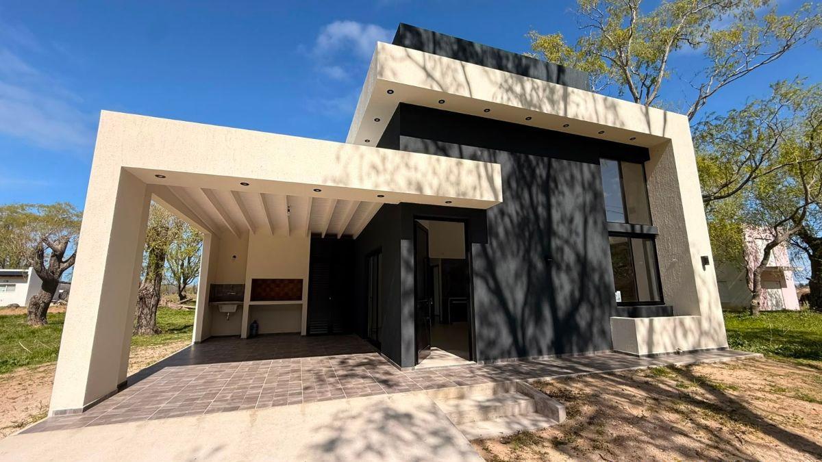 Foto de Excelente Casa A Estrenar En Costa Del Este, imagen 1