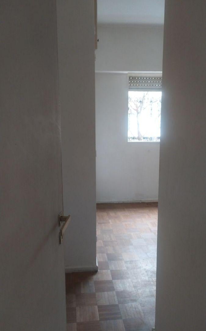 Foto de COGHLAN, ALQ. DPTO 3 AMB CON COCHERA, imagen 4