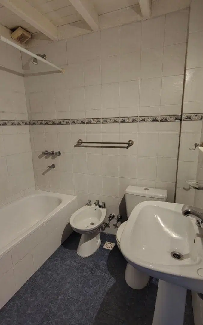 Alquiler PH 2 dormitorios garage jardín Olivos 5
