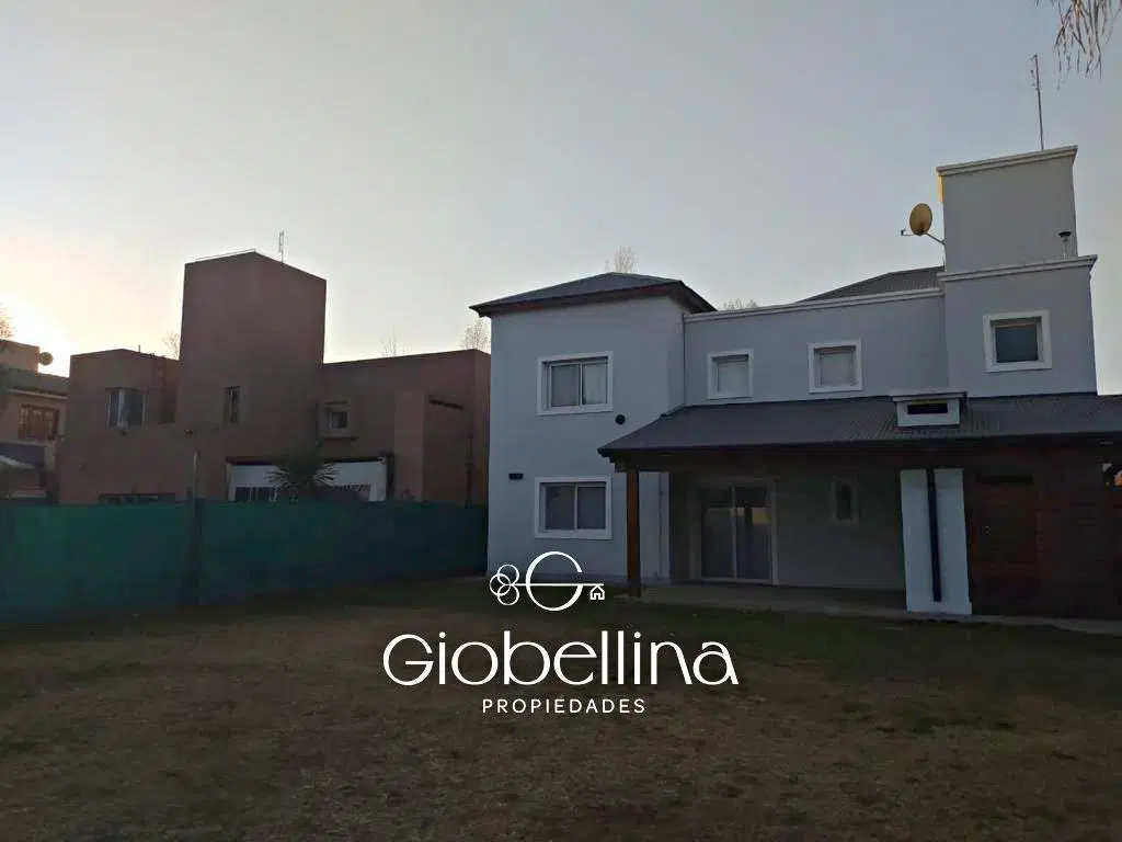 Casa 3 dormitorios en alquiler Barrio San Alfonso II con seguridad, galería con asador y pileta 5