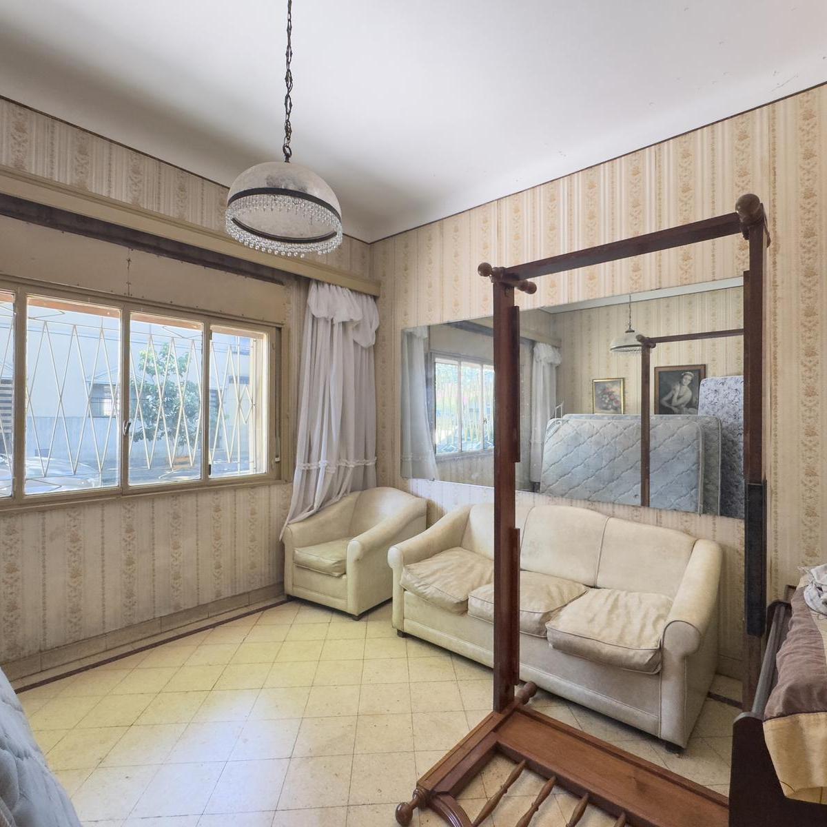 Casa Ideal Para Reciclar en La Paternal 2