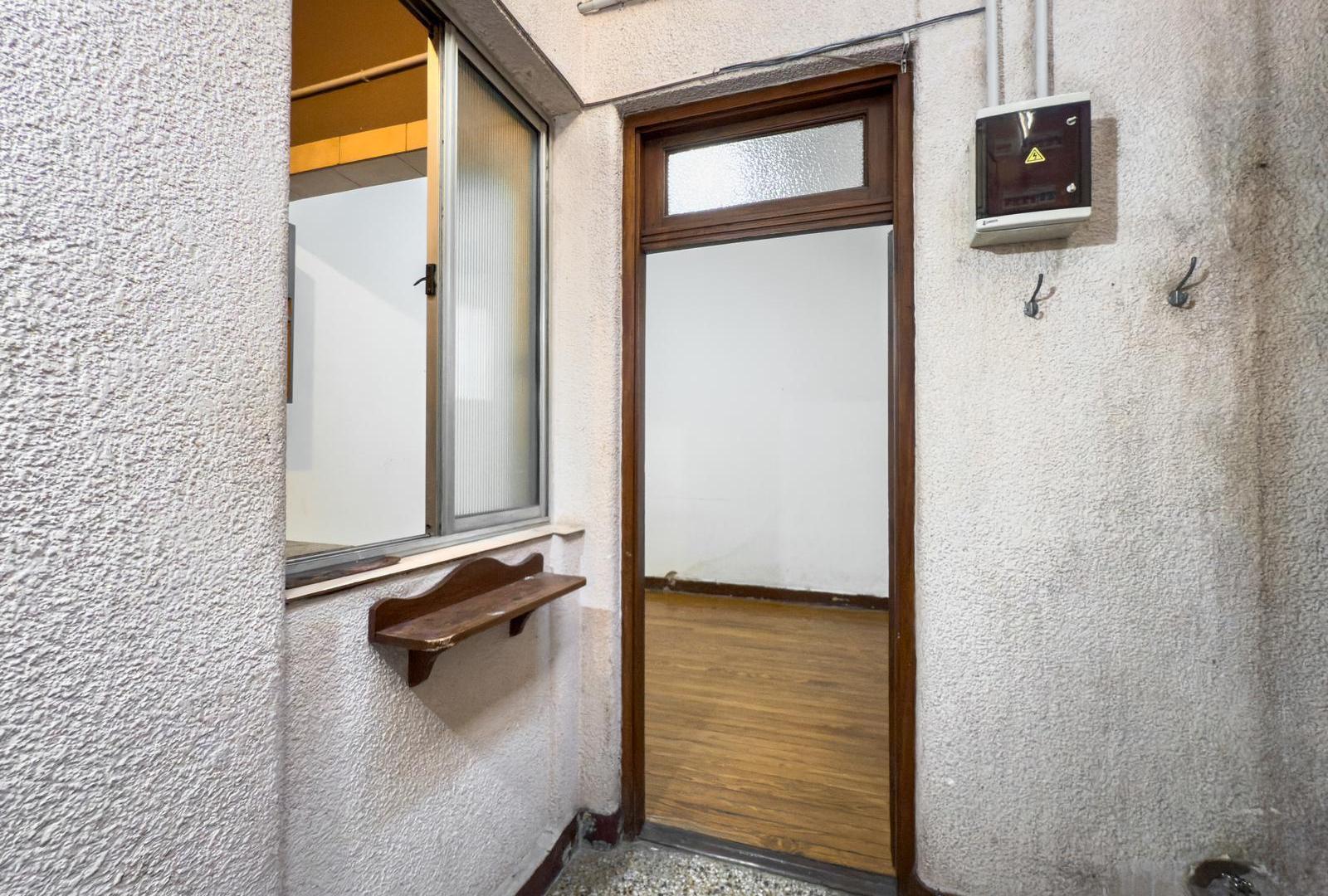 VENTA PH 4 AMBIENTES SIN EXPENSAS BARRACAS