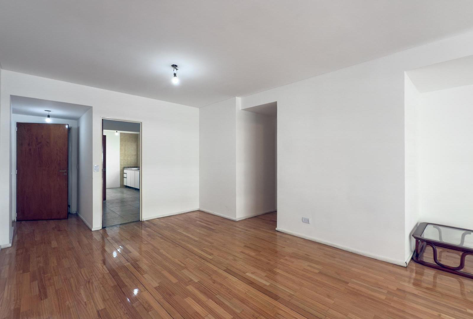 VENTA DEPARTAMENTO 4 AMBIENTES BALCÓN COCHERA ALMAGRO PERMUTA
