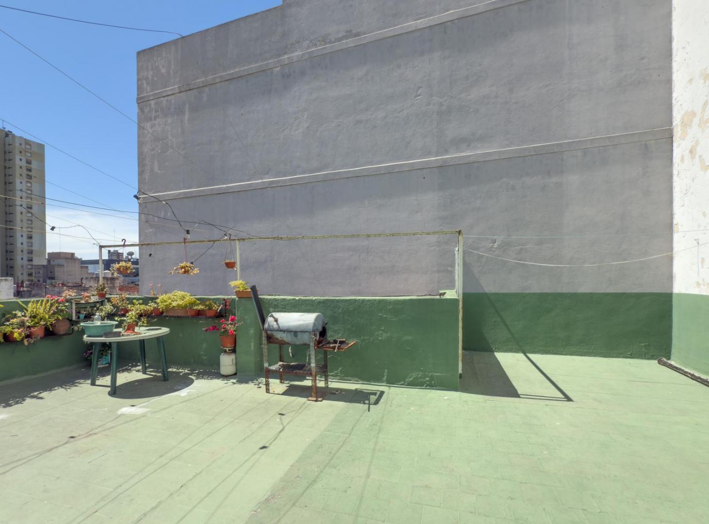 VENTA PH 3 AMBIENTES PATIO LUMINOSO APTO CRÉDITO CONSTITUCIÓN