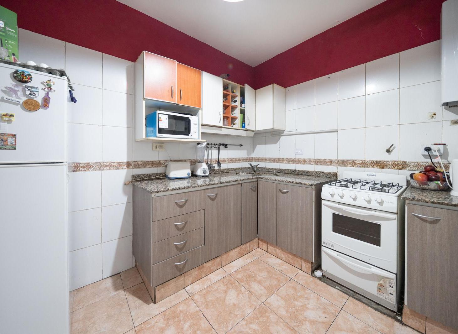 VENTA DEPARTAMENTO 3 AMBIENTES FLORES SUR