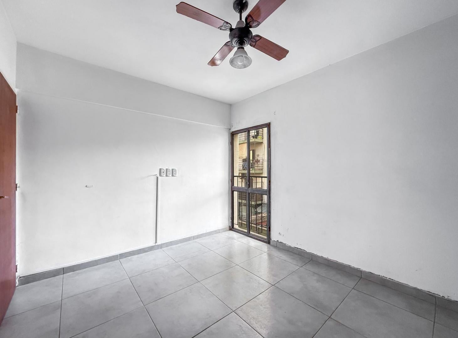 VENTA - 3 AMBIENTES - APTO CREDITO - COCHERA - BALVANERA