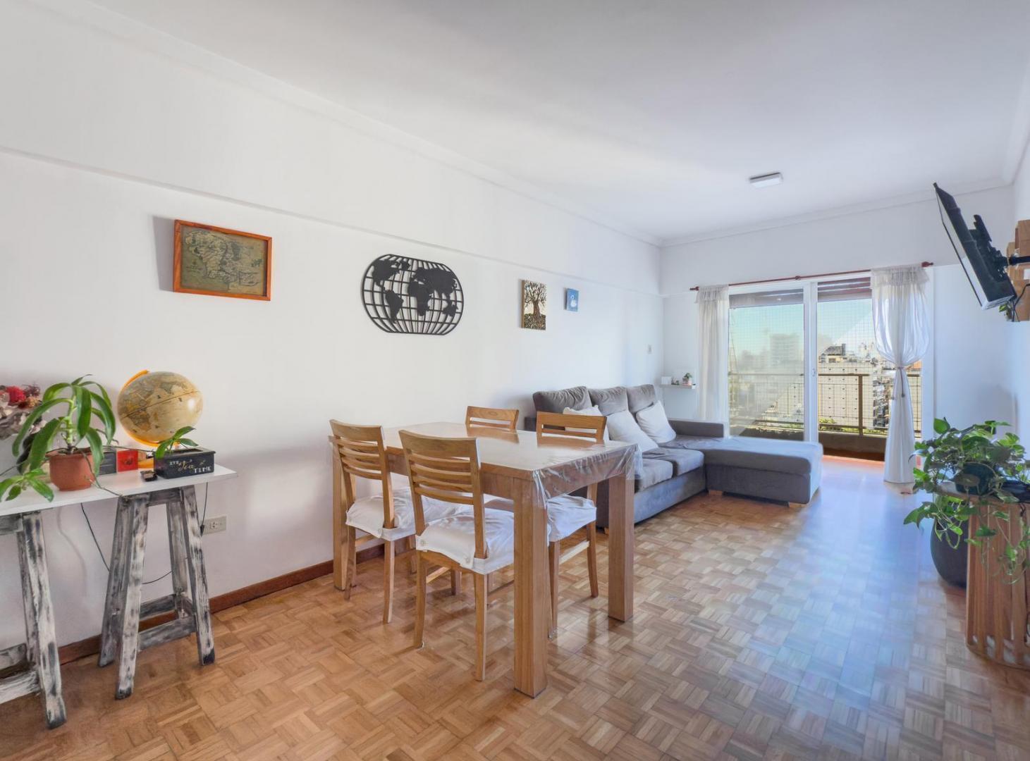 VENTA DEPARTAMENTO 4 AMBIENTES CON BALCÓN SOBRE AV. BELGRANO BALVANERA