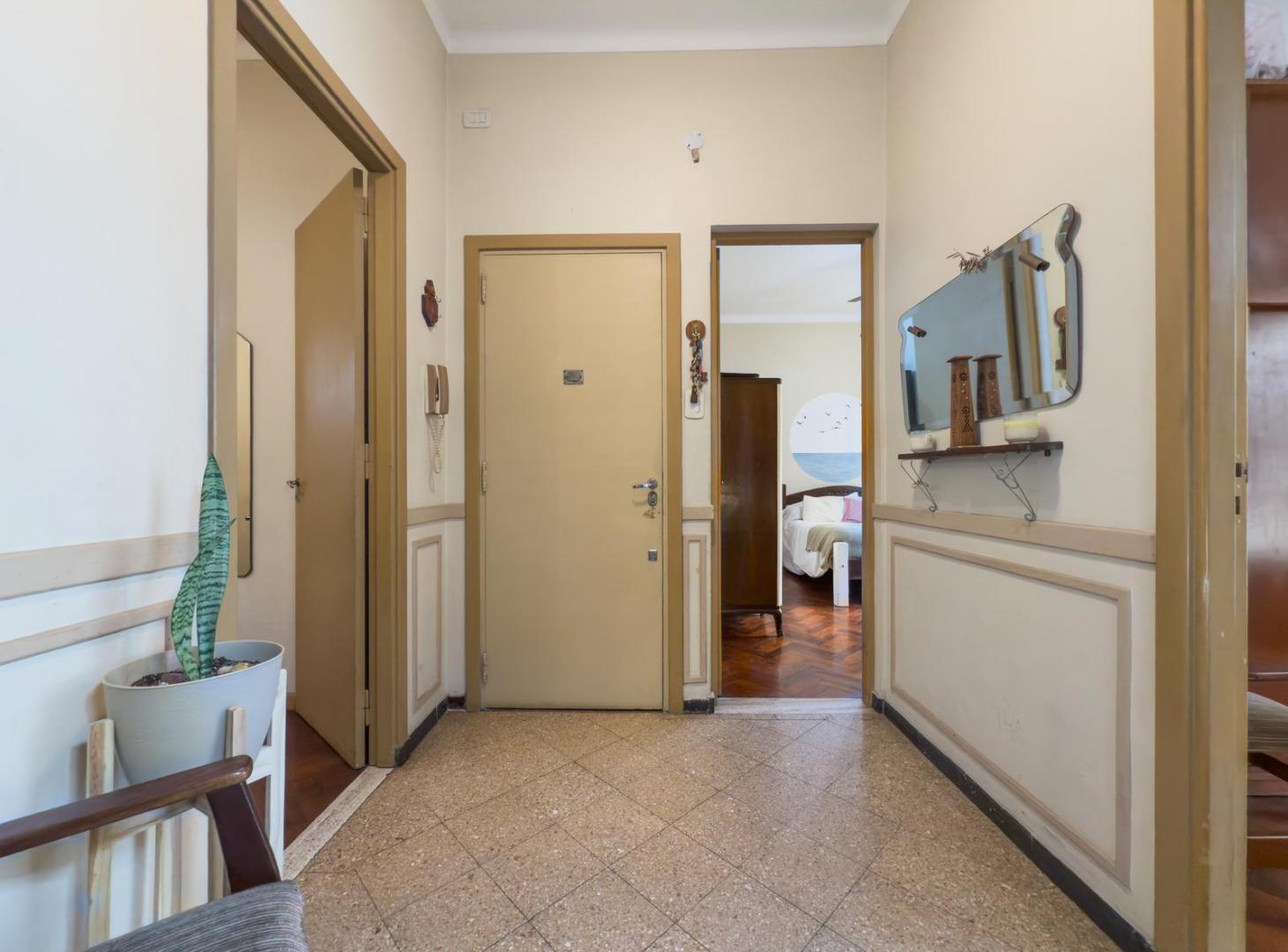 Foto de VENTA DEPARTAMENTO 4 AMBIENTES BARRACAS, imagen 2
