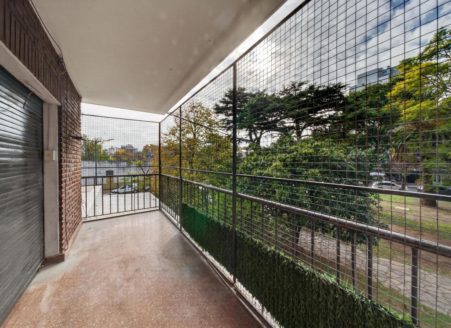 VENTA DEPARTAMENTO 4 AMBIENTES BALCON PARQUE CHACABUCO