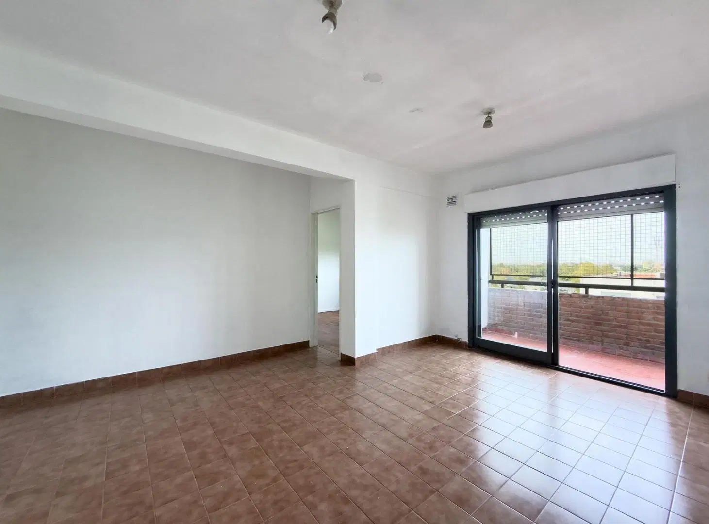 ALQUILER DEPARTAMENTO 3 AMBIENTES BARRIO CERRADO LUGANO 5