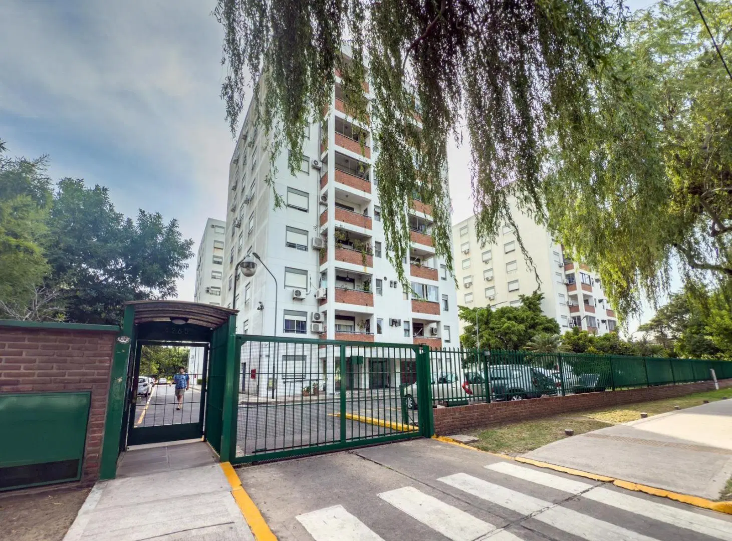 ALQUILER DEPARTAMENTO 3 AMBIENTES BARRIO CERRADO LUGANO 4