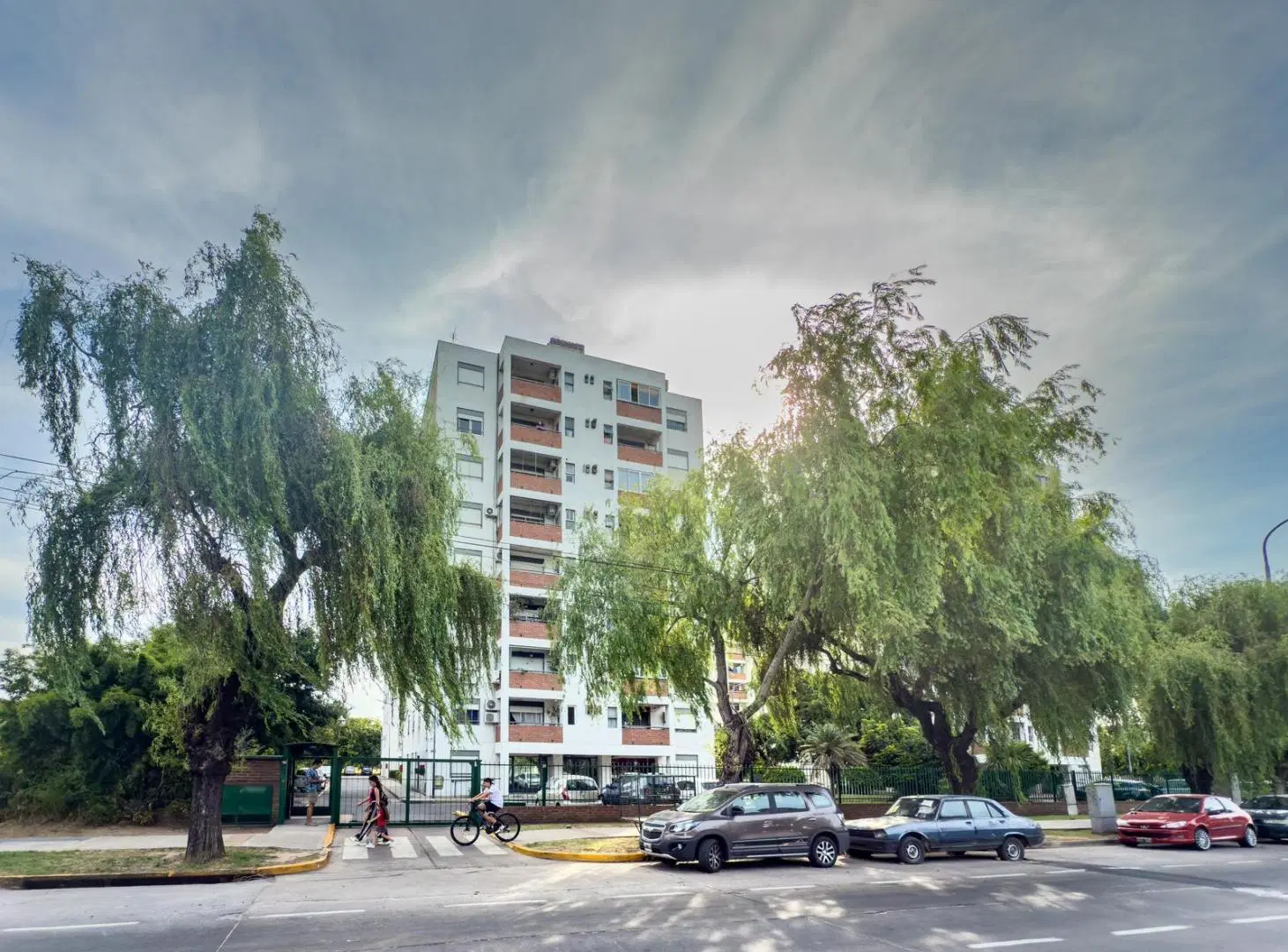 ALQUILER DEPARTAMENTO 3 AMBIENTES BARRIO CERRADO LUGANO 3