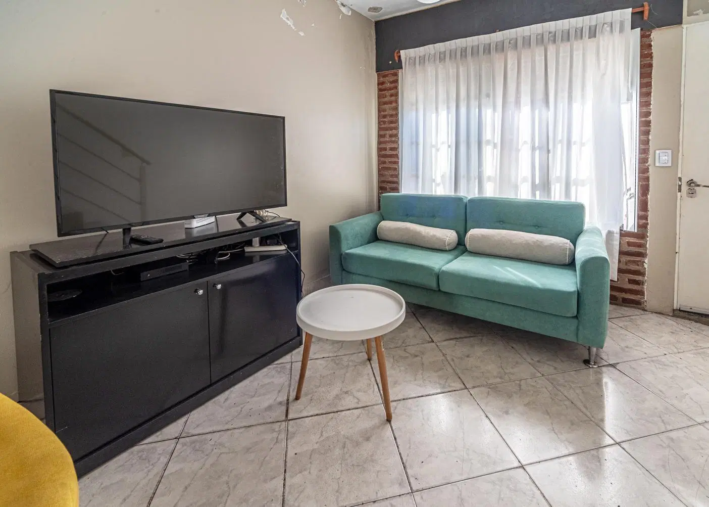 VENTA CASA 4 AMBIENTES PATIO PARRILLA BALCÓN TERRAZA COCHERA VERSALLES 5