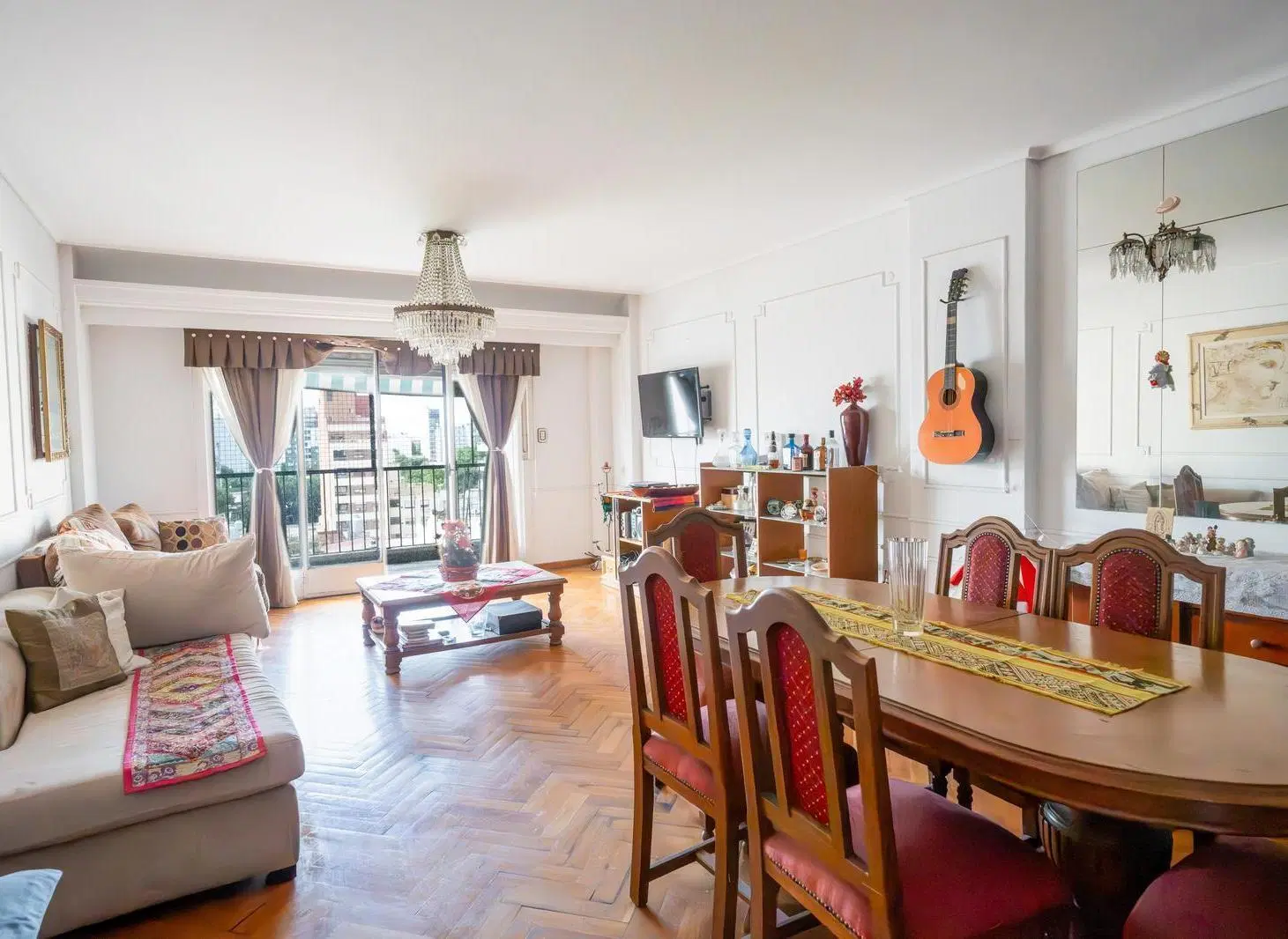 VENTA DEPARTAMENTO 4 AMBIENTES FRENTE CON DEPENDENCIA y BALCÓN 2