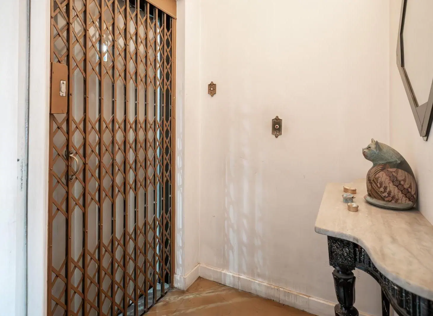 VENTA DEPARTAMENTO 4 AMBIENTES FRENTE CON DEPENDENCIA y BALCÓN 5