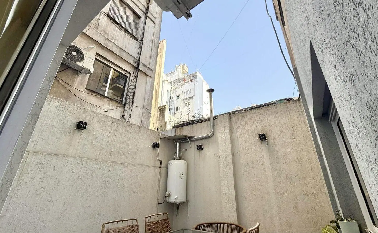 VENTA DEPARTAMENTO 2 AMBIENTES BARRIO NORTE 4