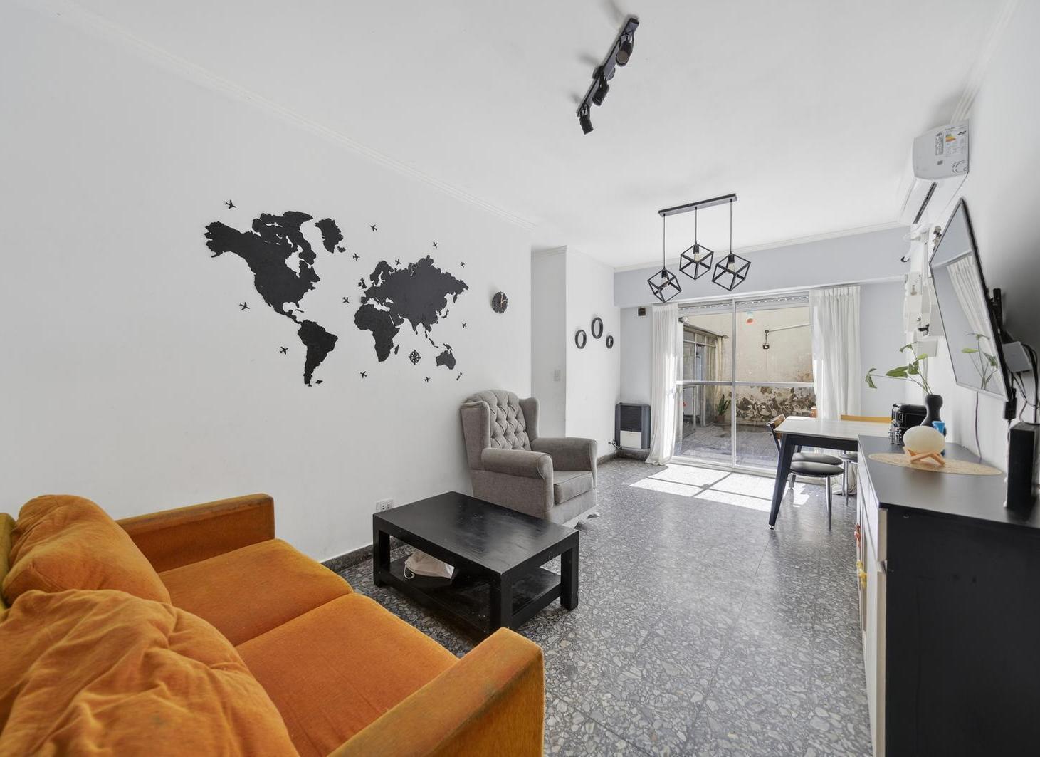 Foto de VENTA PH 4 AMBIENTES PARQUE AVELLANEDA PATIO COCHERA APTO CRÉDITO, imagen 2