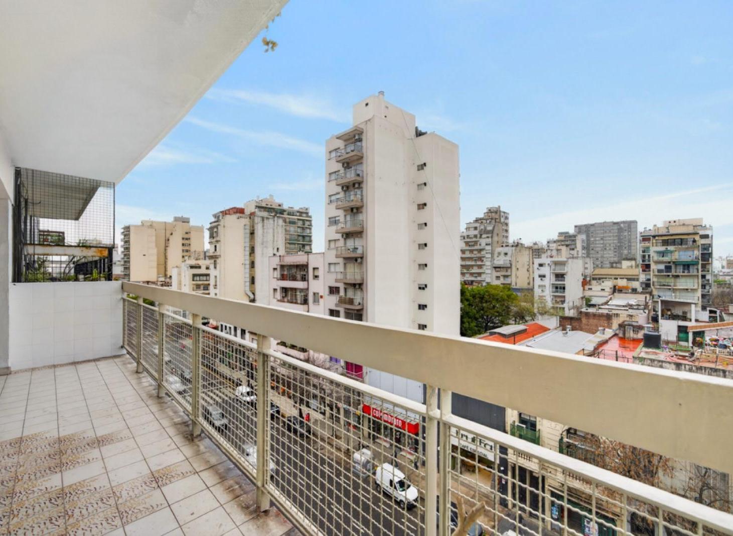 Foto de VENTA DEPARTAMENTO 3 AMBIENTES BALVANERA, imagen 1