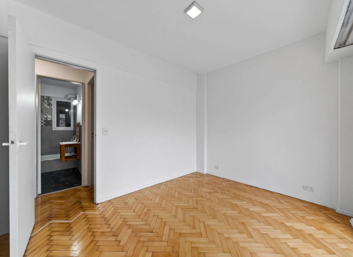Foto de VENTA DEPARTAMENTO 3 AMBIENTES BALVANERA, imagen 2