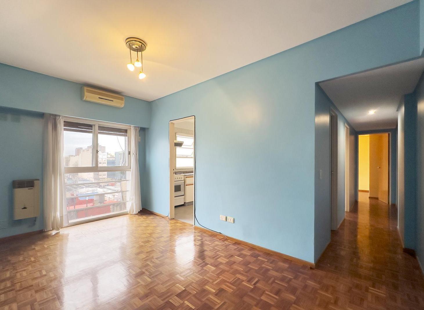 Foto de VENTA DEPARTAMENTO 3 AMBIENTES BALVANERA APTO CREDITO, imagen 1