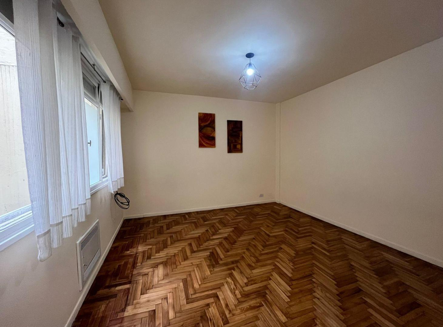 Foto de ALQUILER 1 AMBIENTE PACHECO DE MELO Y AGUERO, imagen 2