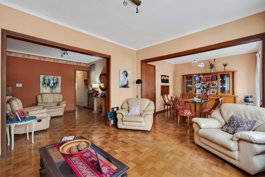Foto de VENTA PARQUE CHACABUCO PH 6 AMBIENTES BALCON TERRAZA SIN EXPENSAS APTO, imagen 1