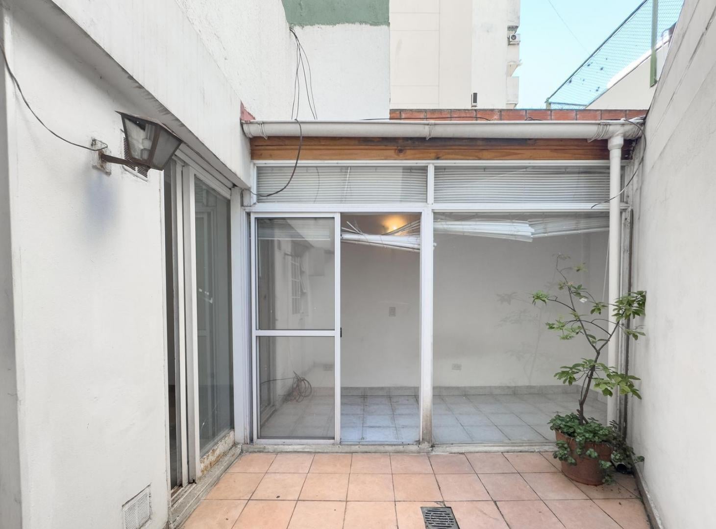 Foto de VENTA DEPARTAMENTO MONOAMBIENTE PATIO RECOLETA, imagen 2