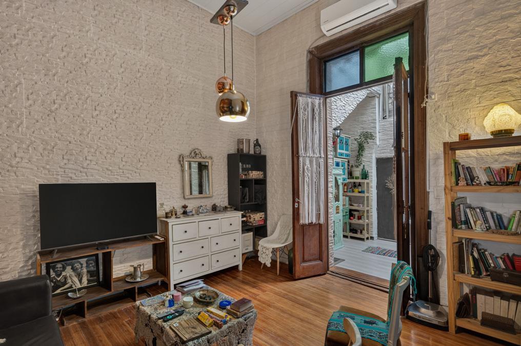 Foto de VENTA PH 4 AMBIENTES ALMAGRO REFACCIONADO APTO CREDITO, imagen 3