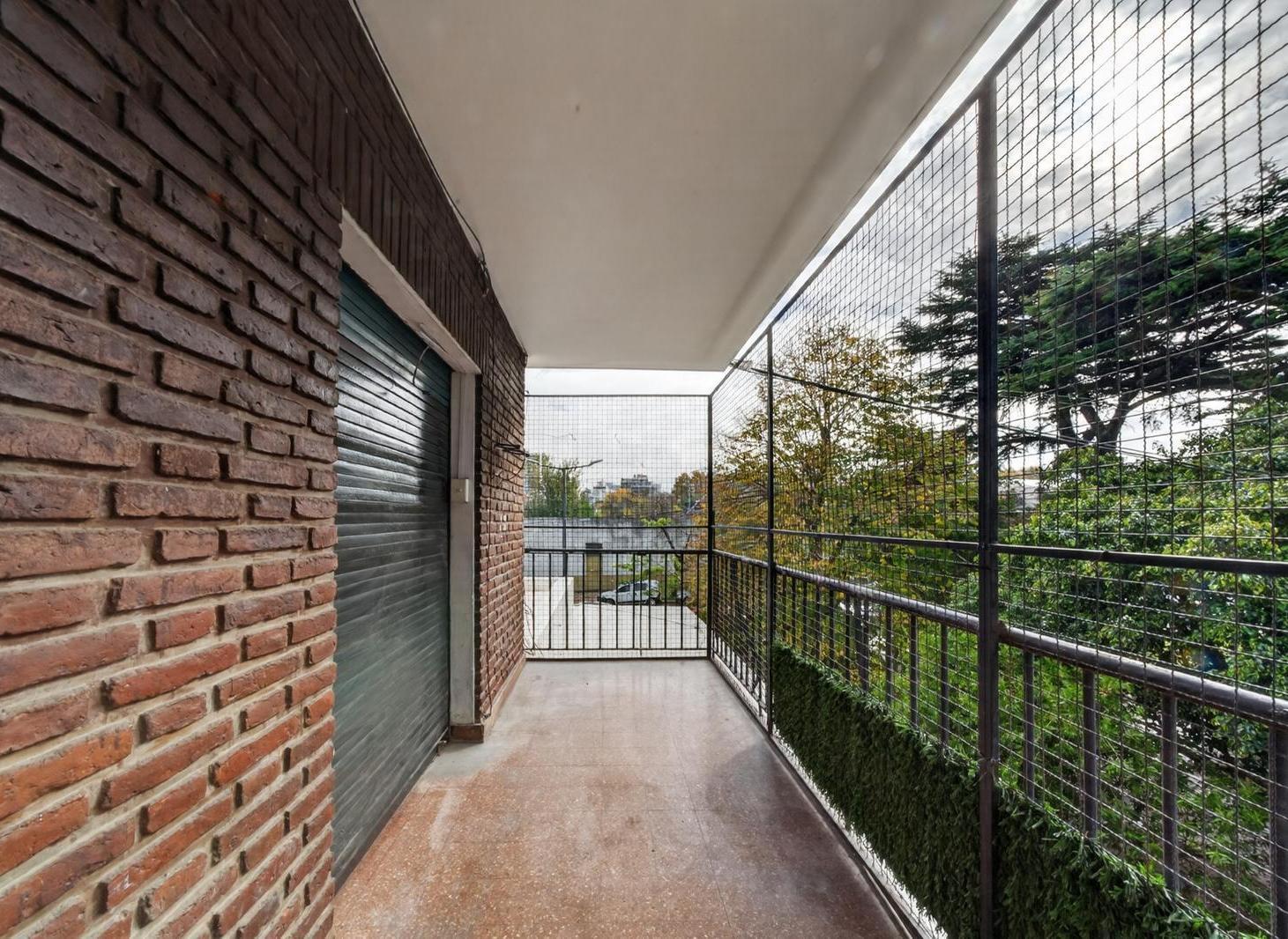 Foto de VENTA PARQUE CHACABUCO DEPARTAMENTO 4 AMBIENTES BALCON APTO CREDITO, imagen 1