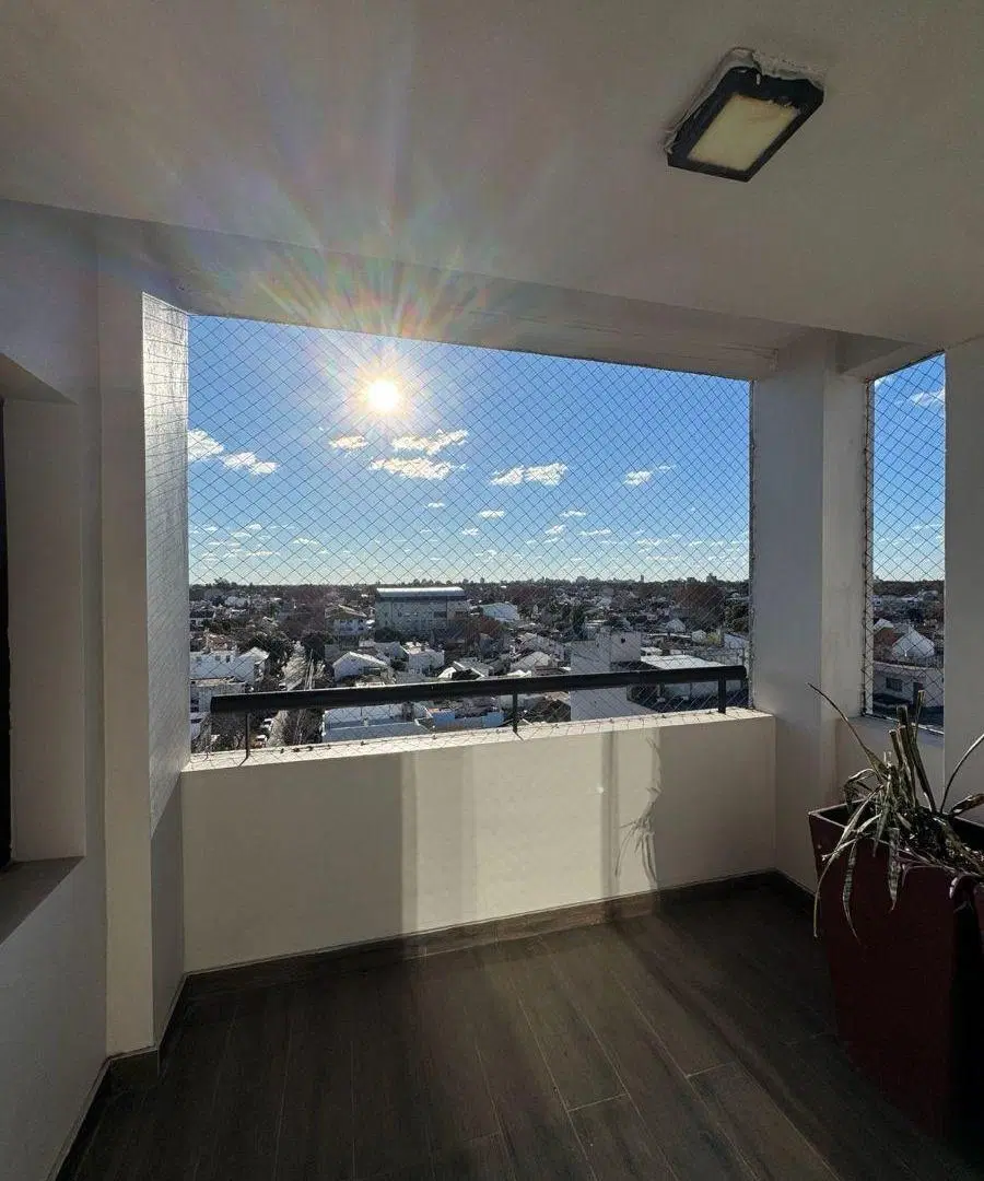 VENTA DEPARTAMENTO 4 amb. con terraza exclusiva y Cochera 1