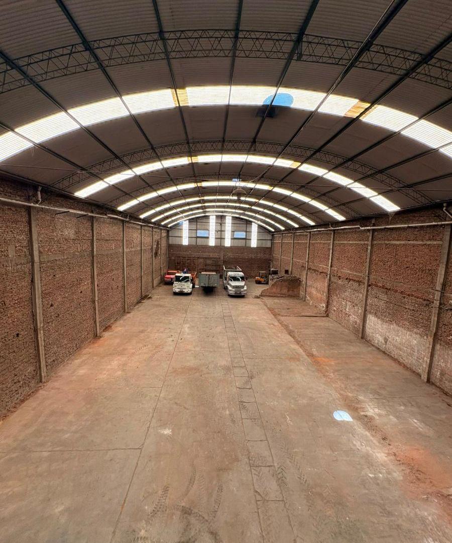 Foto de GALPON - LOCAL comercial en ALQUILER, imagen 2