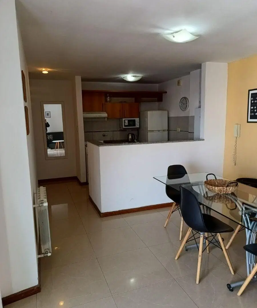 Departamento 2 dormitorios con cochera - Excelente zona 5