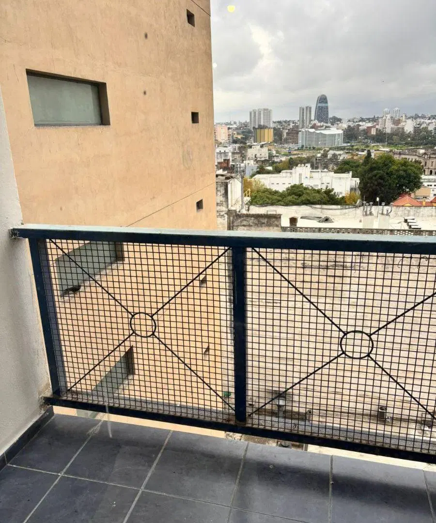 DEPARTAMENTO EXCELENTE UBICACIÓN FRENTE A LA TERMINAL DE CÓRDOBA 5