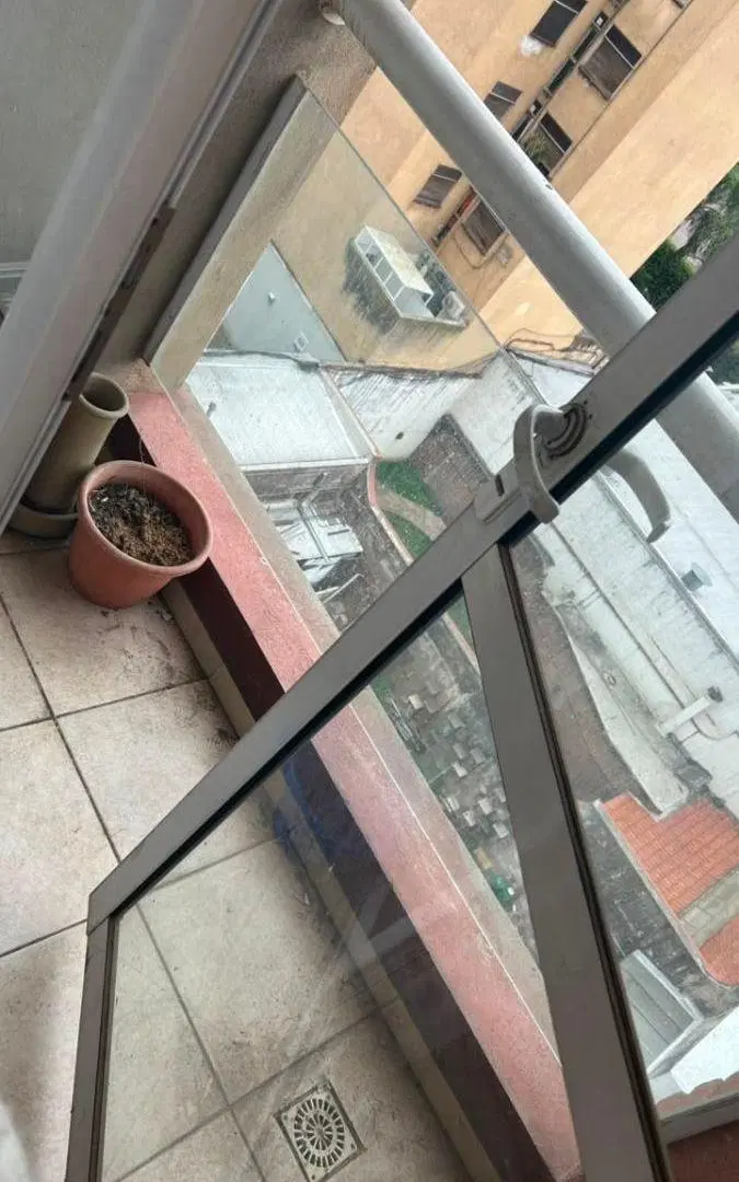 OPORTUNIDAD DEPARTAMENTO COMPLETAMENTE AMOBLADO EN PLENO CENTRO DE LA CIUDAD! 4