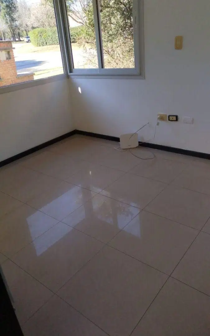 Casa 3 dormitorioss + escritorio Valle Escondido 5