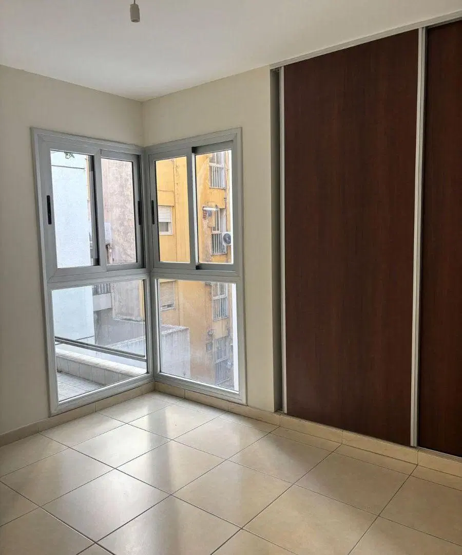 Departamento 2 dormitorios y 2 baños- Centro 3