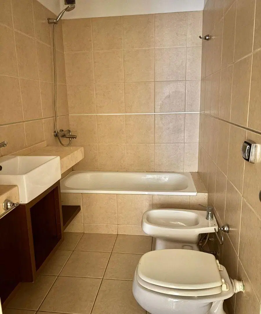 Departamento 2 dormitorios y 2 baños- Centro 2