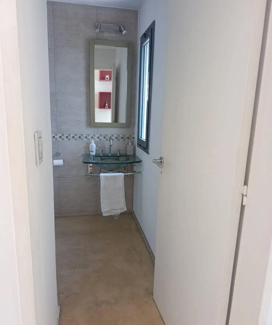 Casa amoblada a 2 minutos del Kempes - barrio cerrado de categoria 2