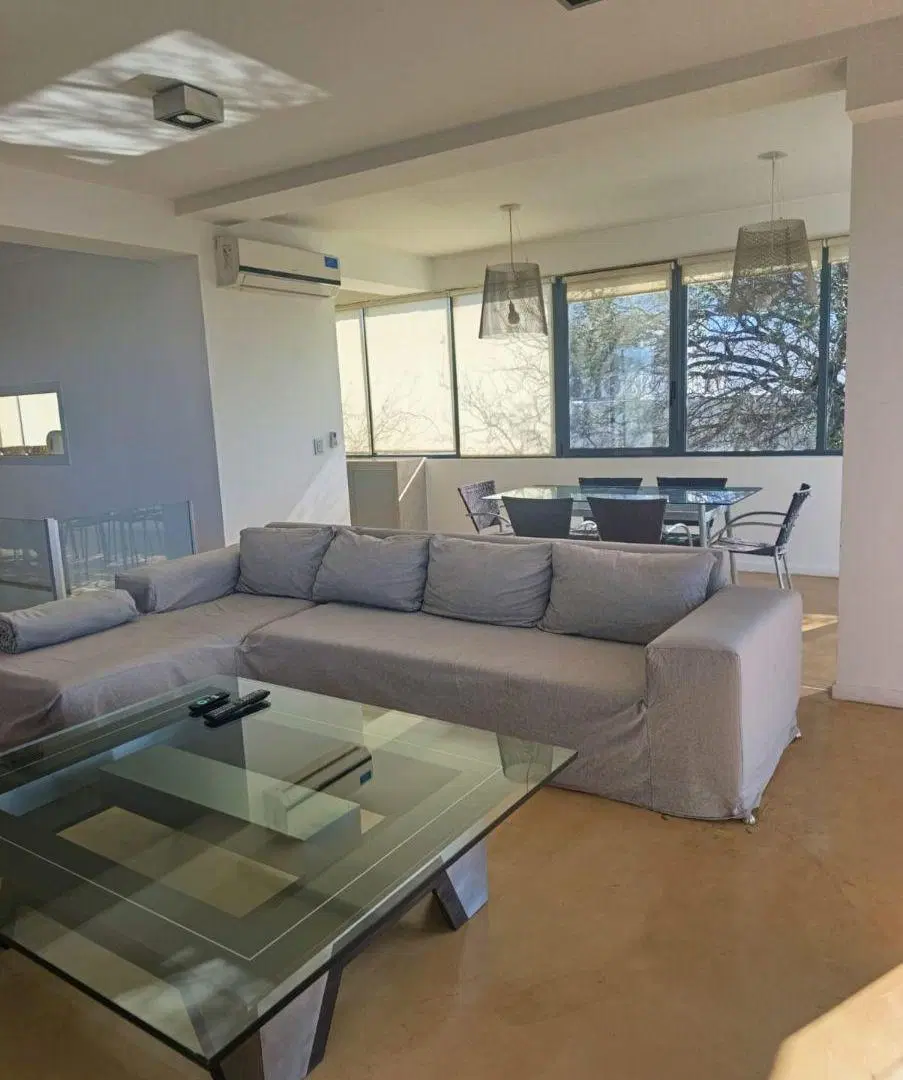 Casa amoblada a 2 minutos del Kempes - barrio cerrado de categoria 1