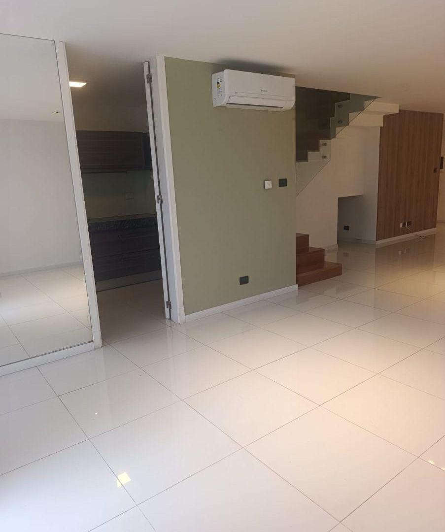 Foto de Departamento de categoría en Urca - 3 dormtorios, imagen 1