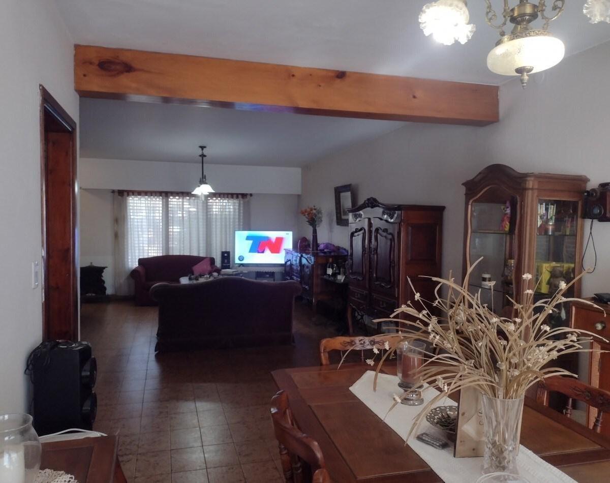 Casa Chalet en Venta en Villa Ballester, San Martin, G.B.A. Zona Norte