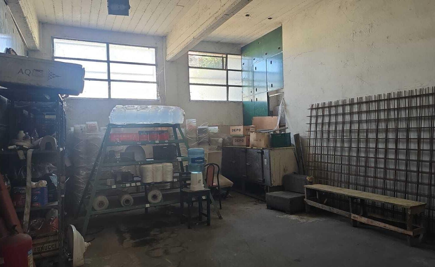 Foto de Depósito en Venta en Villa Madero, La Matanza, G.B.A. Zona Oeste, imagen 4