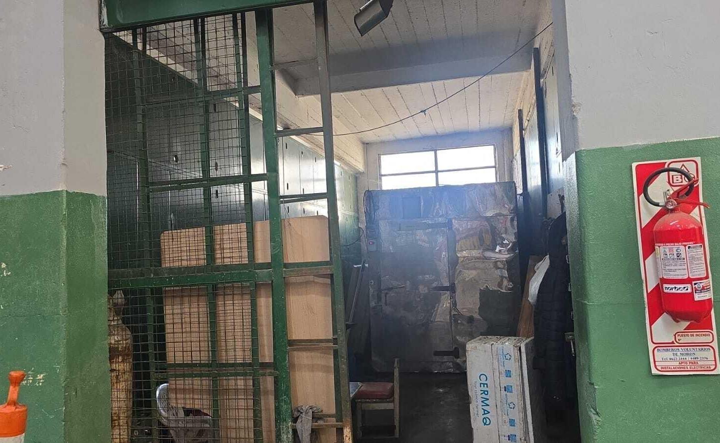 Foto de Depósito en Venta en Villa Madero, La Matanza, G.B.A. Zona Oeste, imagen 3