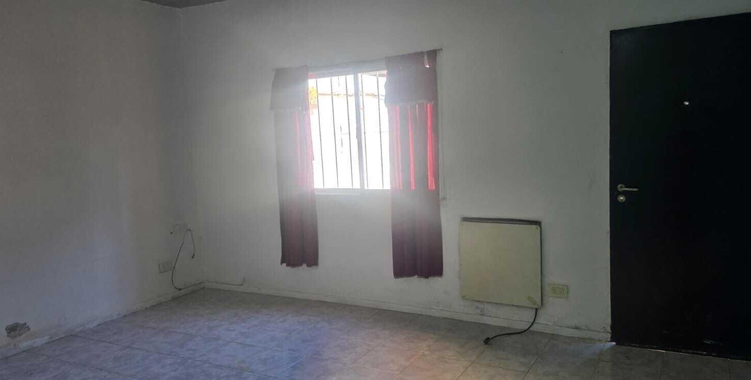 Foto de Casa Dúplex en Alquiler en Don Torcuato, Tigre, G.B.A. Zona Norte, imagen 3