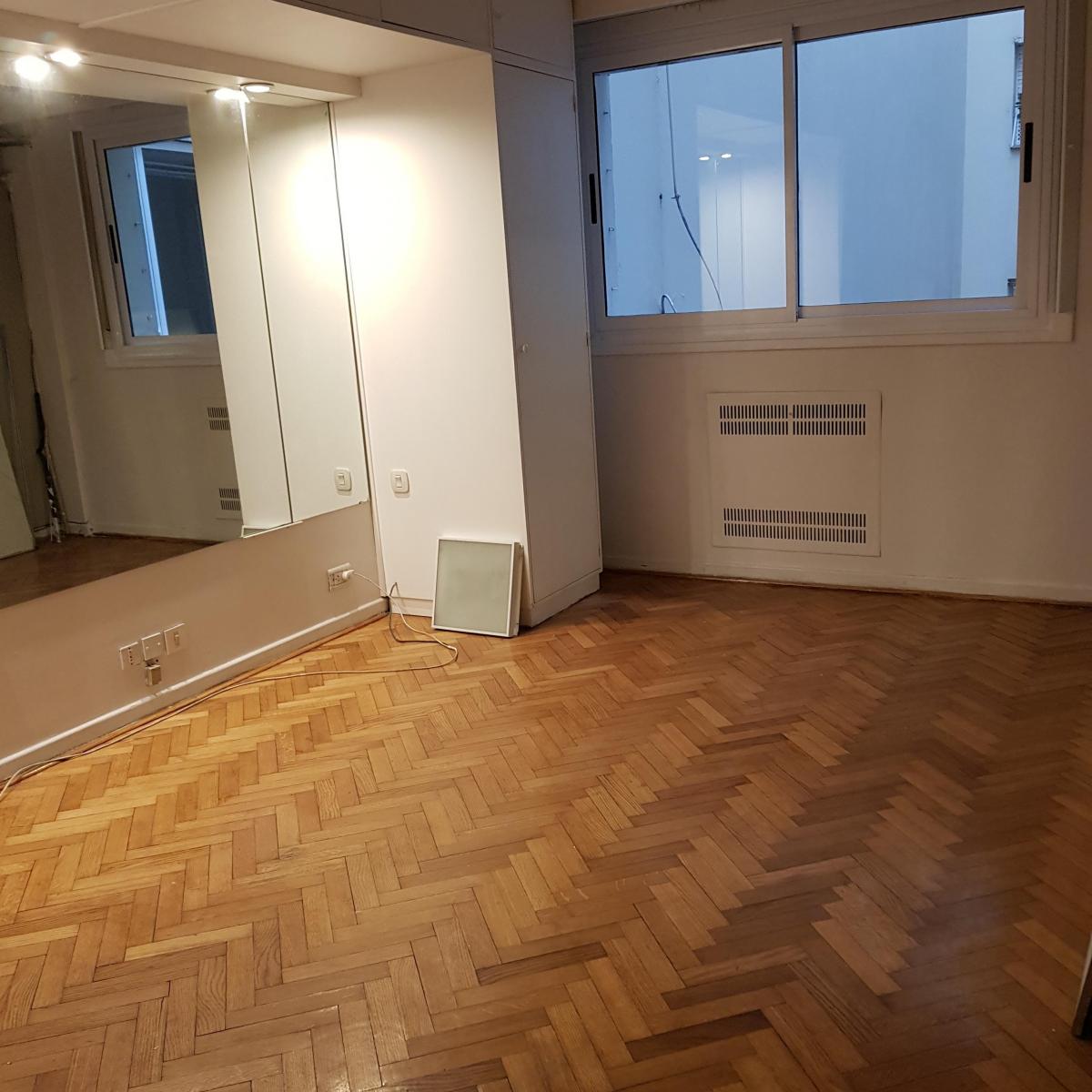 Las Heras Al 2400 - Edificio de Categoría 4