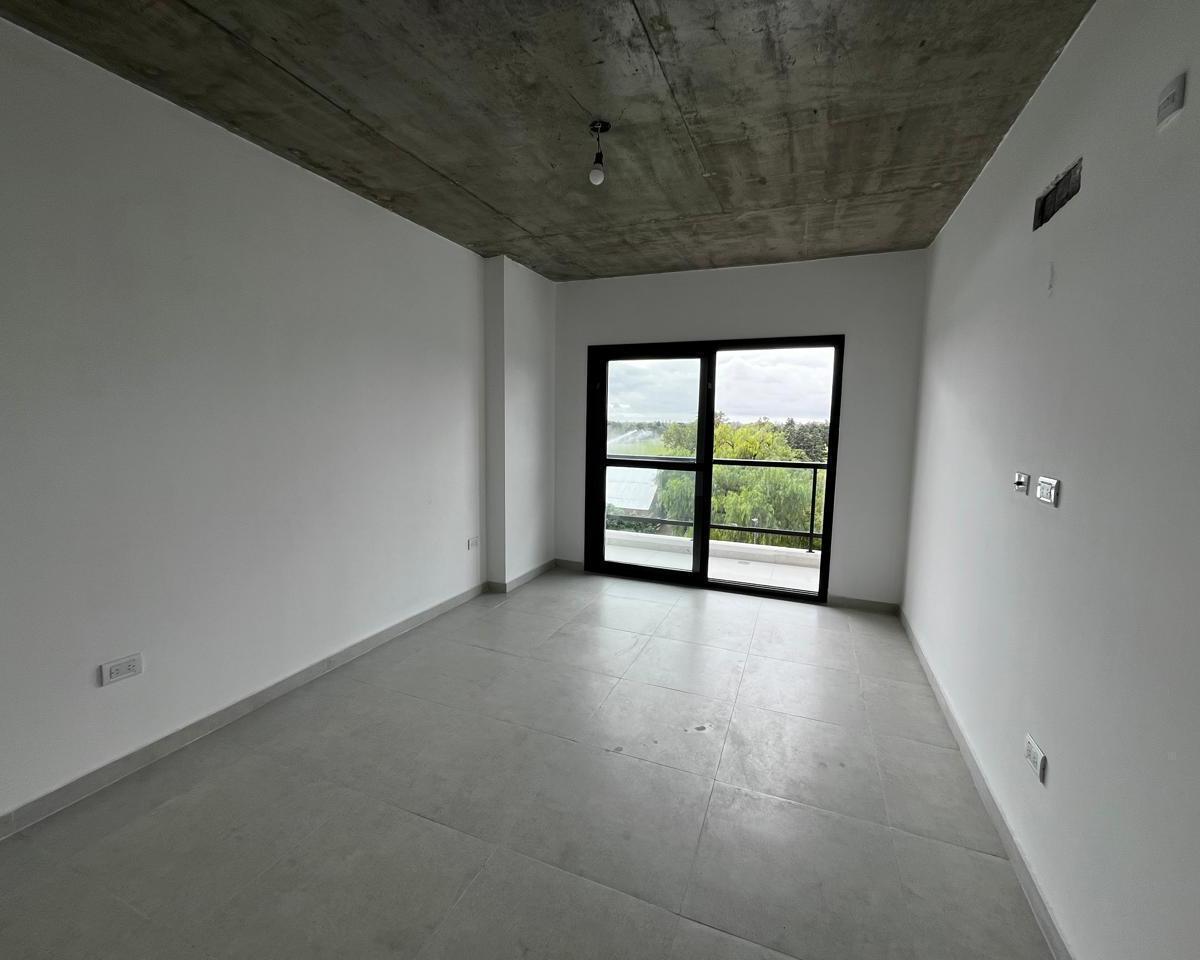Venta Departamento 2 Ambientes en Hurlingham 2
