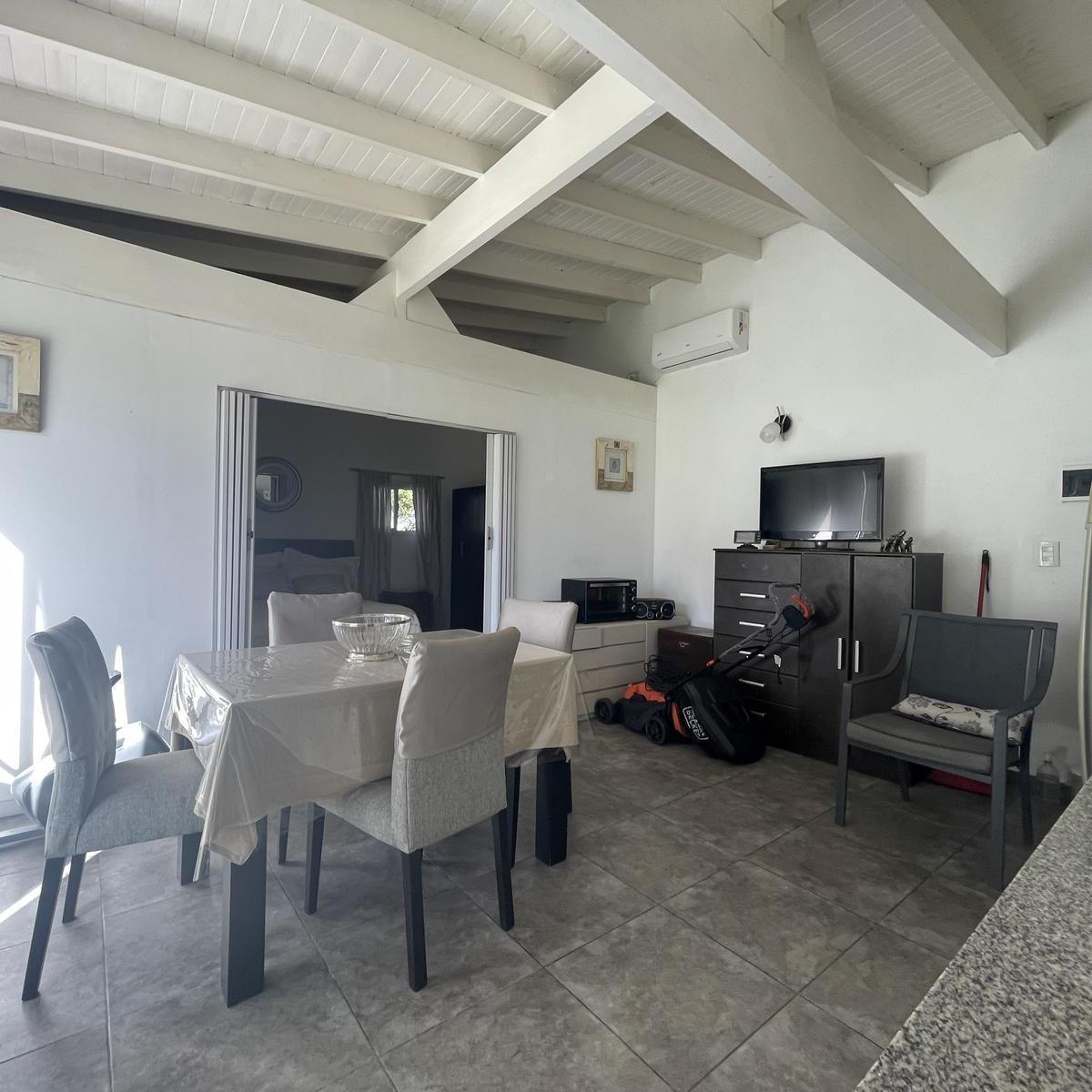 Foto de Venta Casa en Hurlingham 6 ambientes, imagen 4