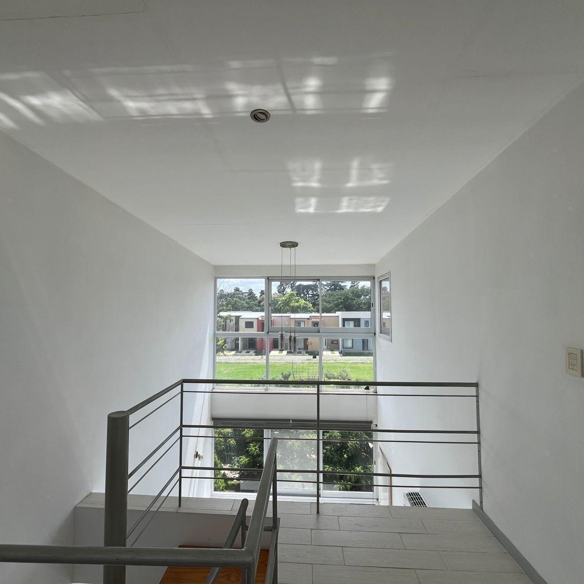 Venta Departamento 2 Ambientes Barrio Greenhouses 3
